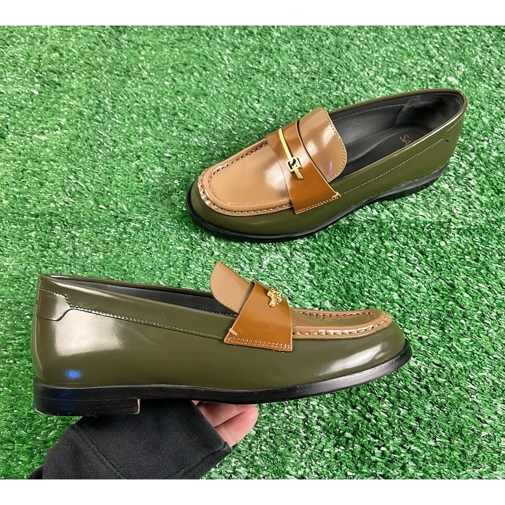 Franco Sarto Riley Loafers in Olive SZ 5.5 Women's Slip on Preppy EUC